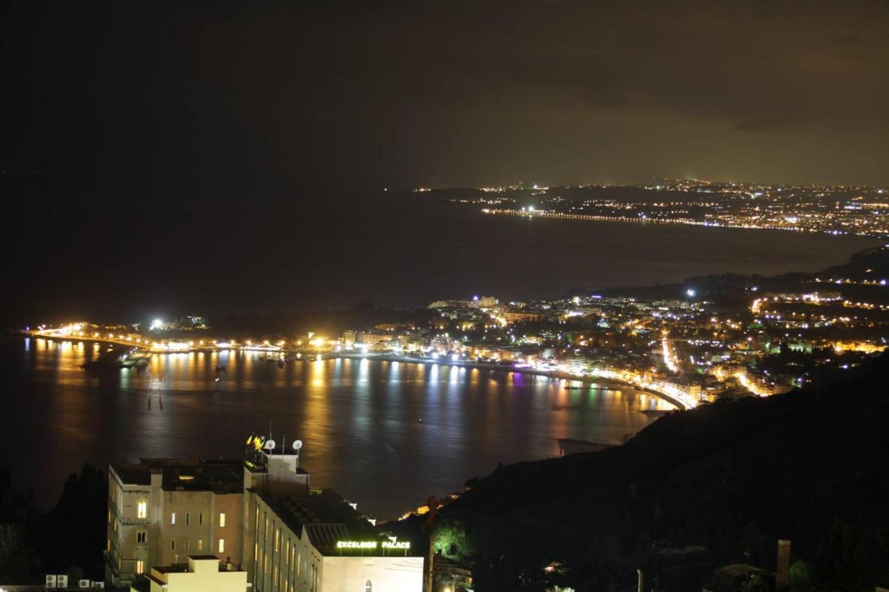 Casa Capri Apartment จีอาร์ดีนี นักซอส ภายนอก รูปภาพ