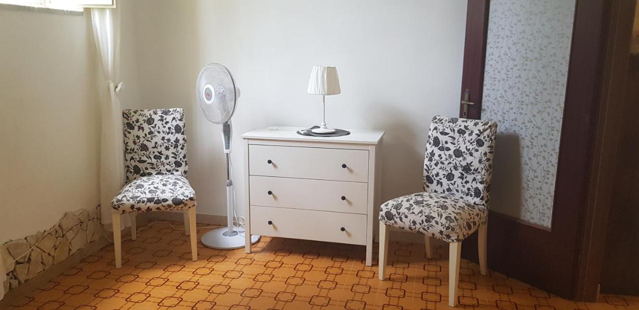 Casa Capri Apartment จีอาร์ดีนี นักซอส ภายนอก รูปภาพ